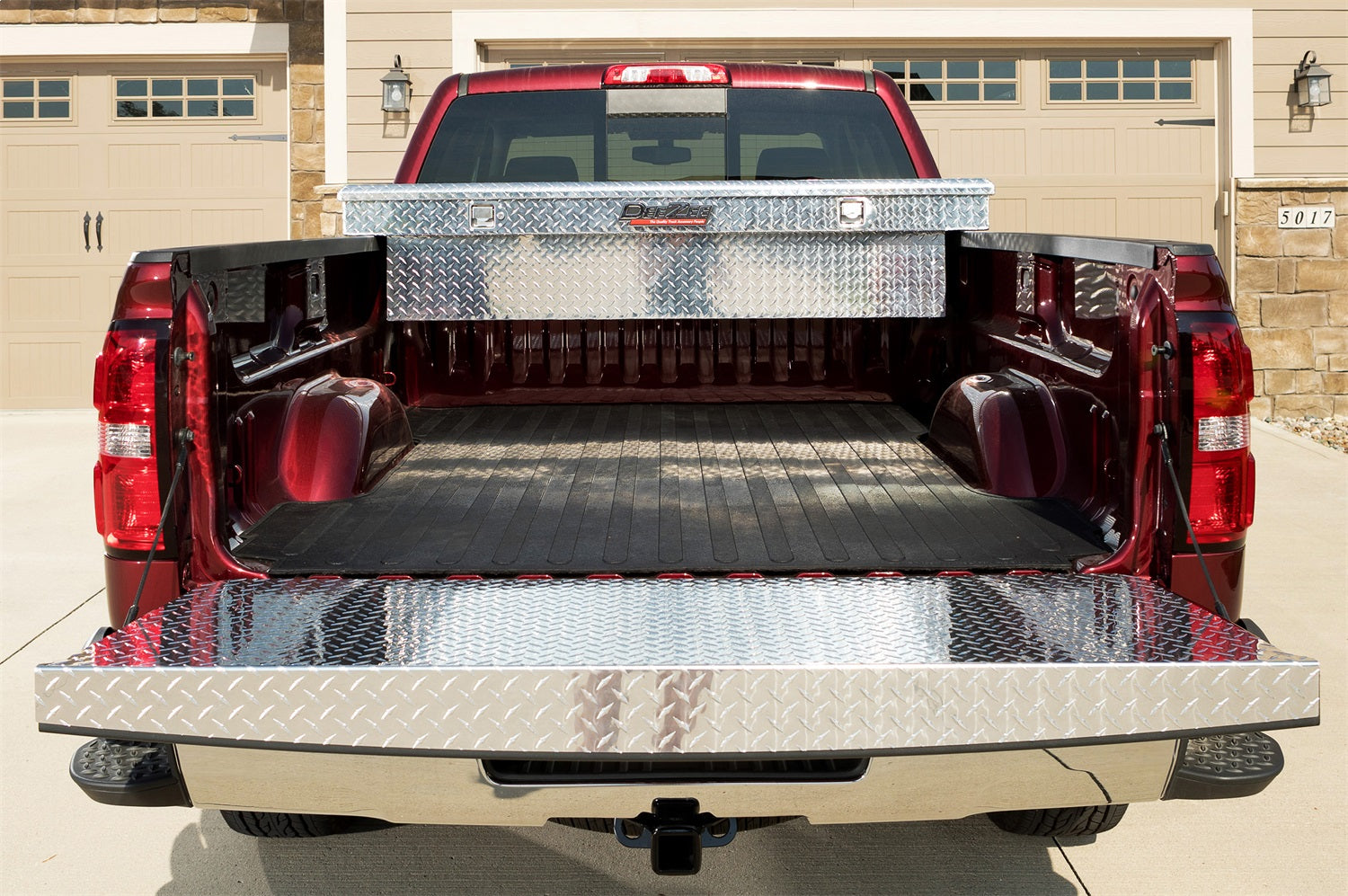 Dee Zee DZ4145 Brite-Tread Full Tailgate Protector