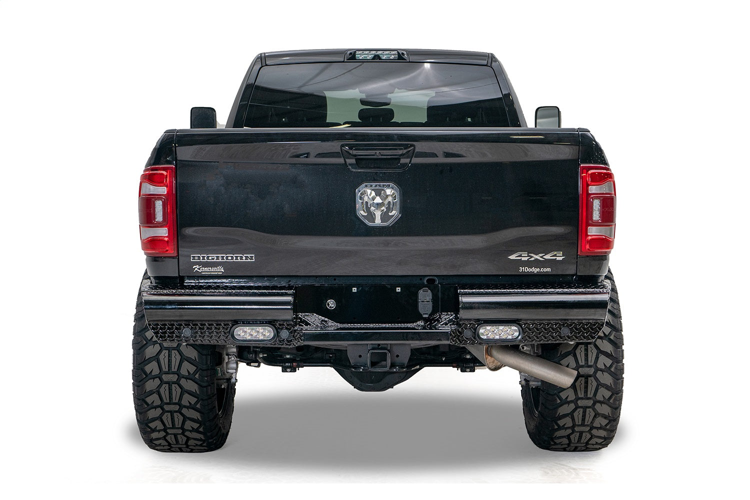 Fab Fours DR19-T4450-1 Black Steel Rear Bumper Fits 19-22 2500 3500