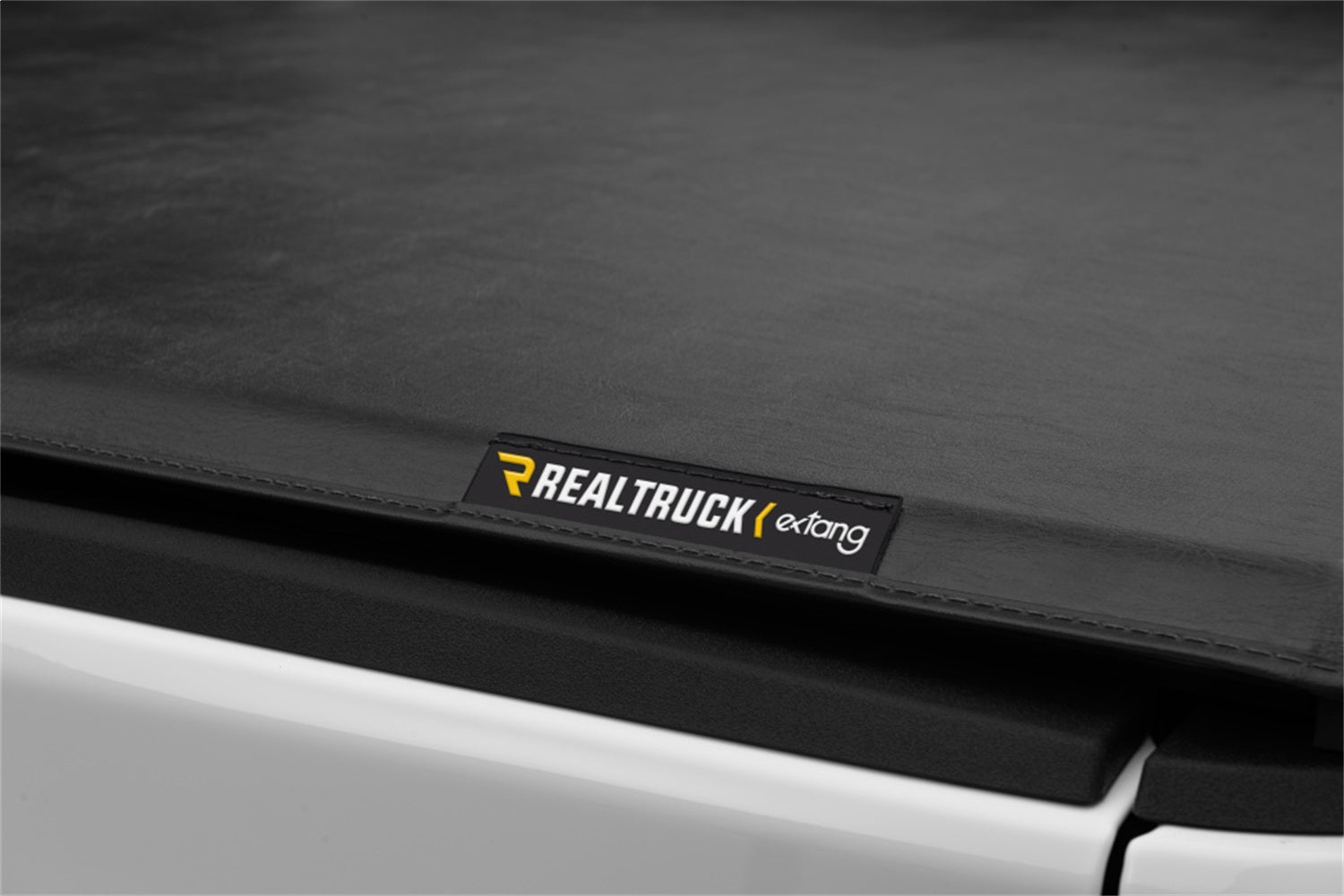Extang 92895 Trifecta 2.0 Tonneau Cover Fits 20-26 Gladiator Pickup Gladiator