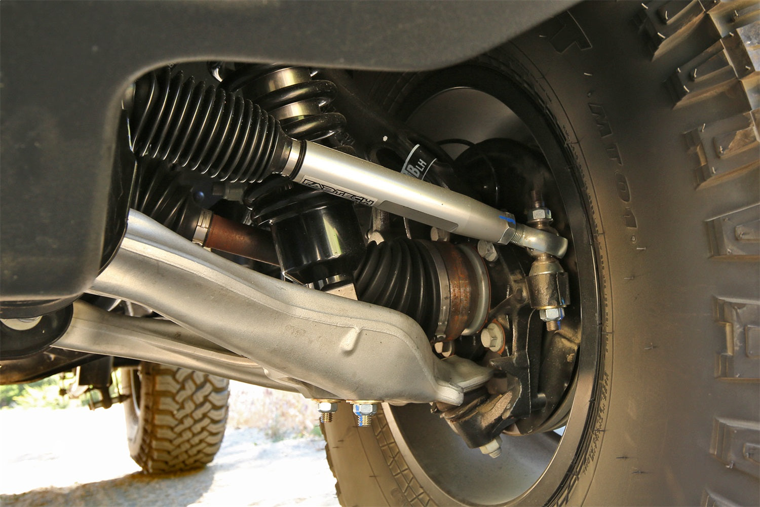 Fabtech FTS22349 Tie Rod Heim Kit Fits 21-23 Bronco