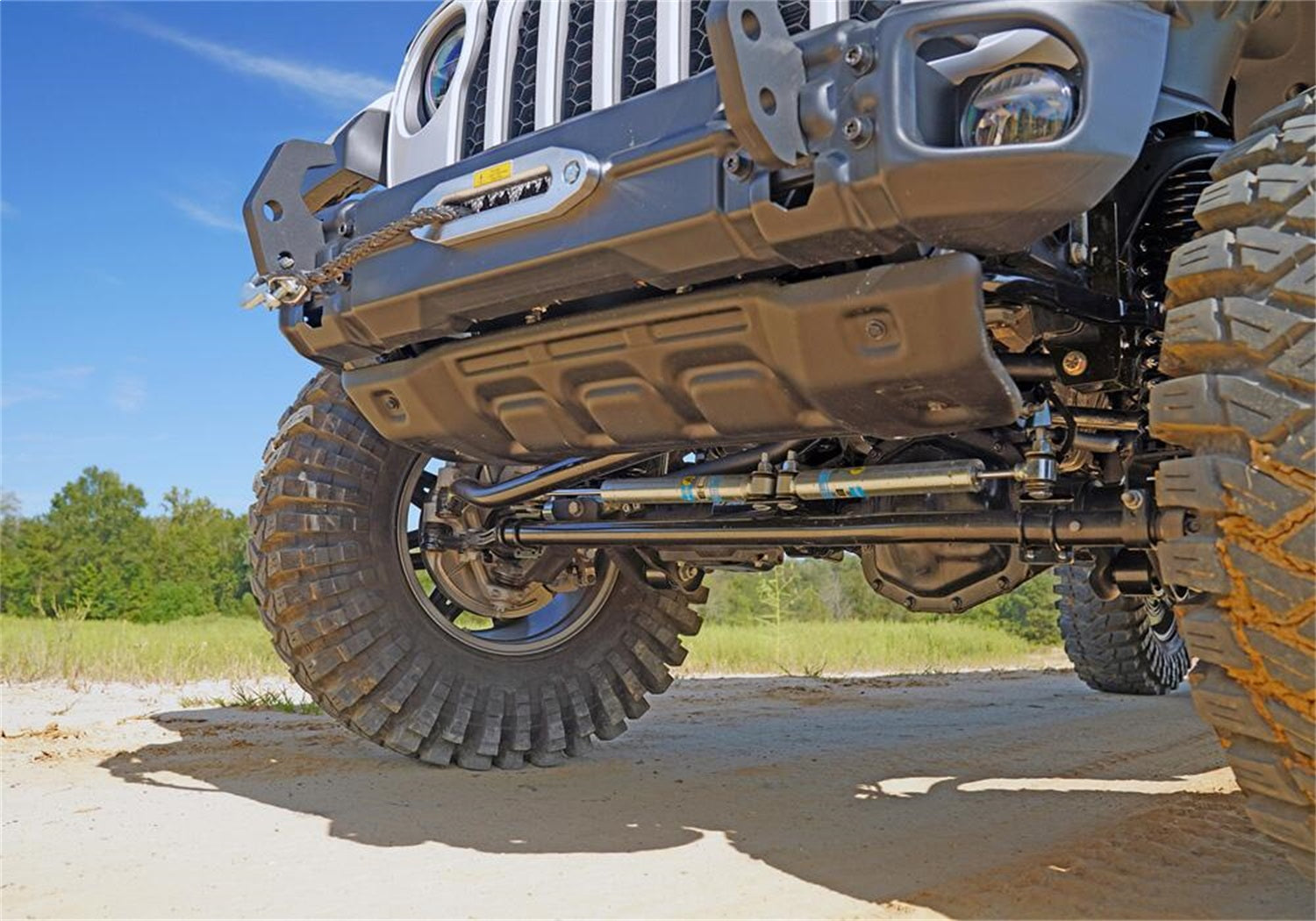 Superlift 5805 Track Bar Bracket Fits 18-23 Gladiator Wrangler (JL)