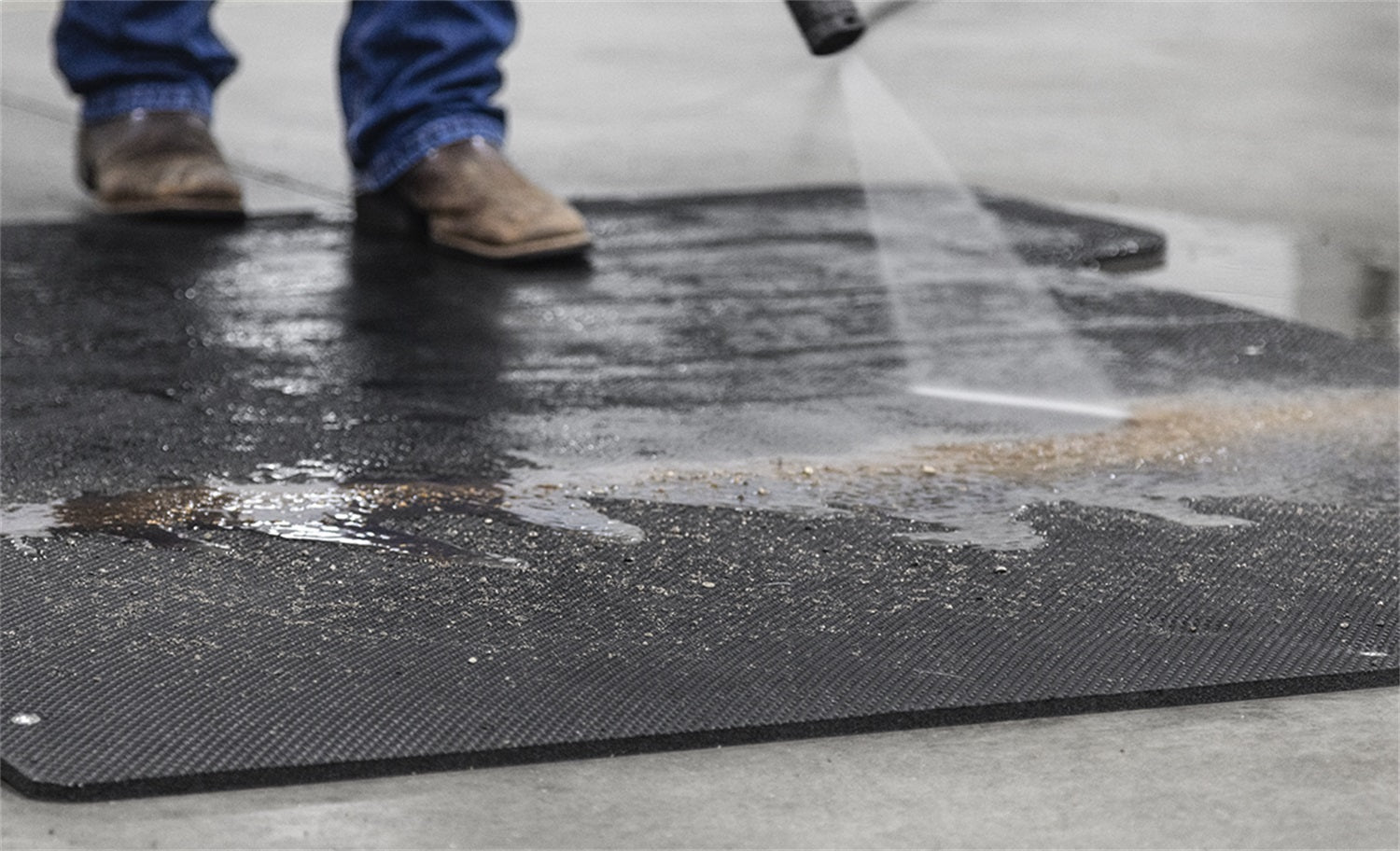 ACI 25030249 ACCESS Truck Bed Mat Fits 22-26 Frontier