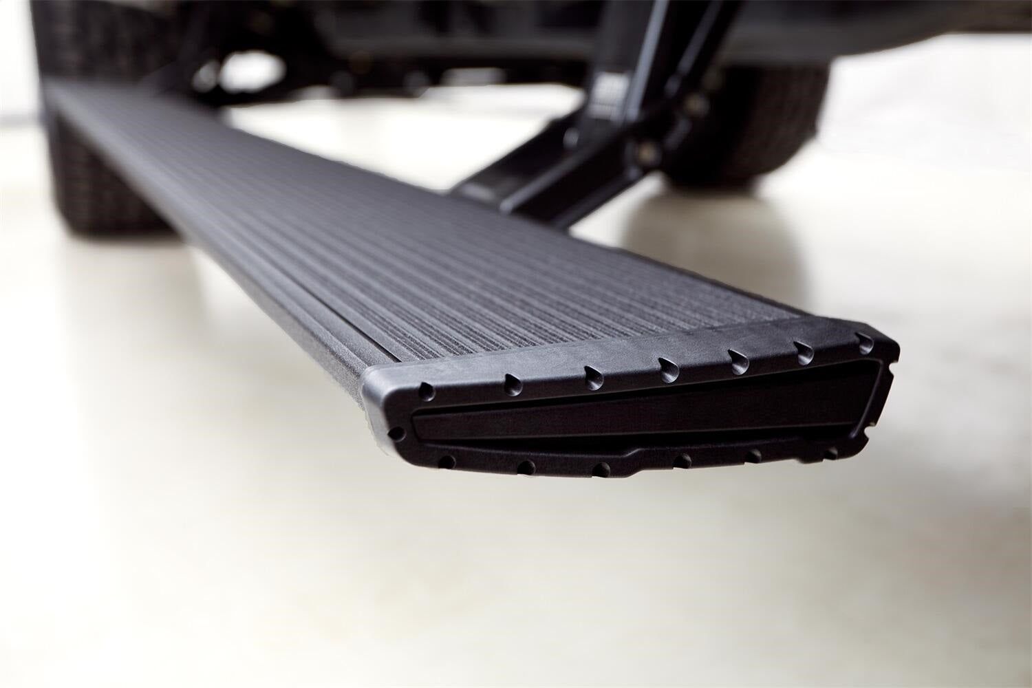 AMP Research 78240-01A PowerStep Xtreme Fits 19-24 1500