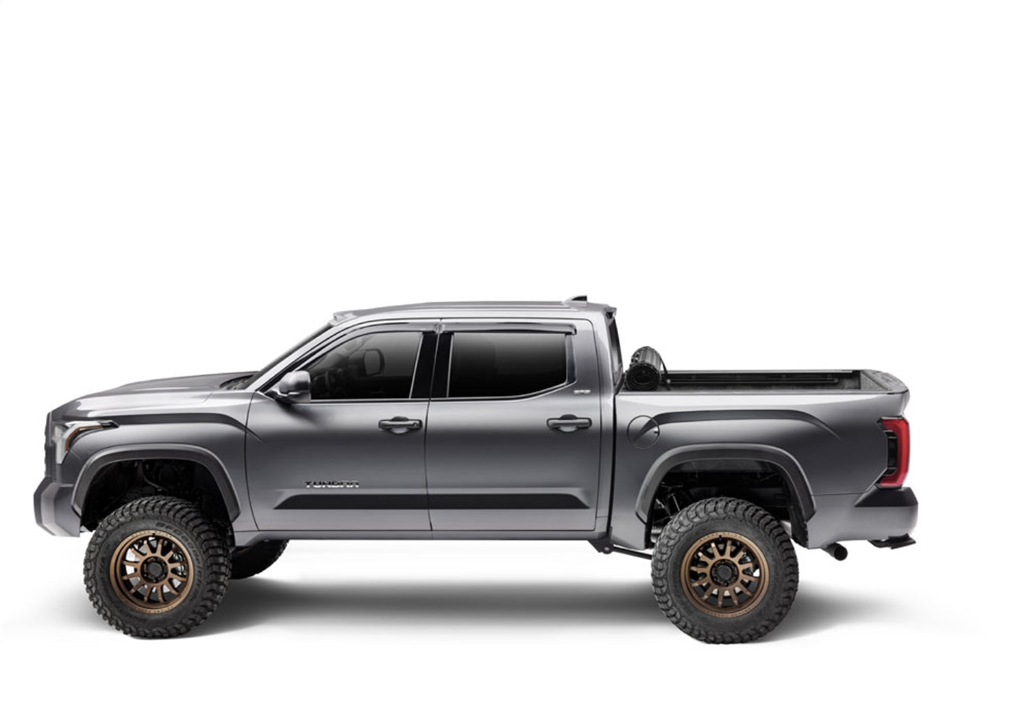 https://www.catalograck.com/ImgVDHR/BAK/BAK_Revolver_X4S_22Tundra_Profile_03.jpg