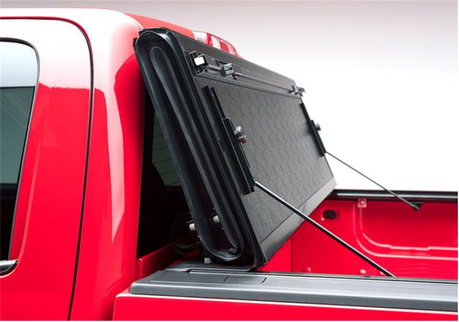 https://www.catalograck.com/ImgVDHR/BAK/BK_BAKFlipF1_Silverado_FlipDetail2.jpg