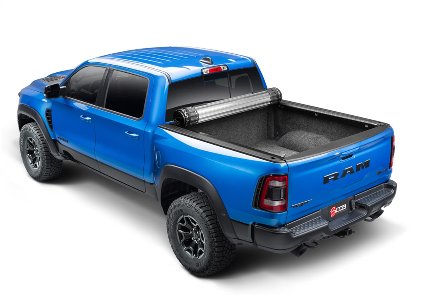 https://www.catalograck.com/ImgVDHR/BAK/BK_Revolver-X2-2019-2022_HydroBlue-Ram1500_TRX_0222_Open_03.jpg