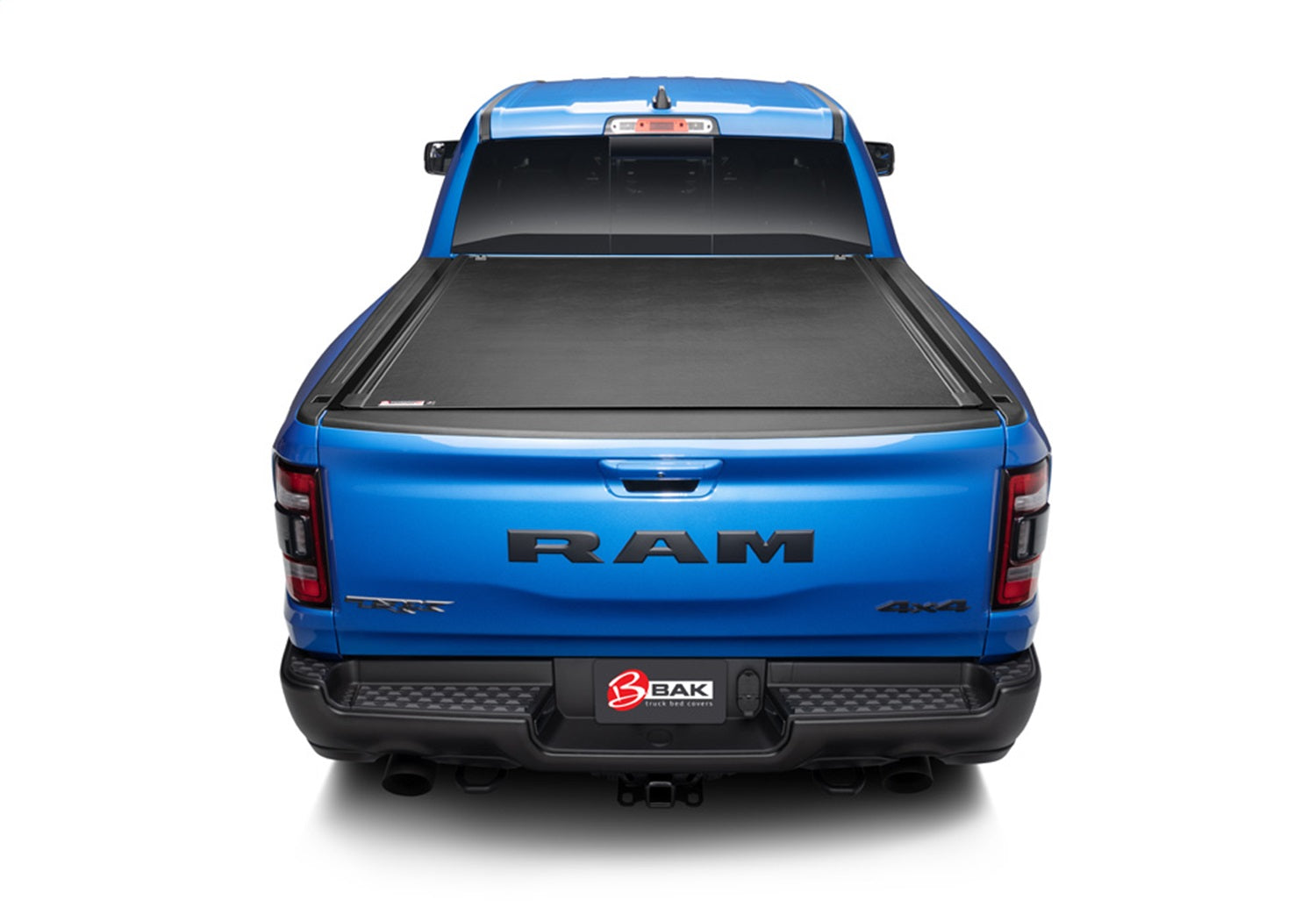 https://www.catalograck.com/ImgVDHR/BAK/BK_Revolver-X2-2019-2022_HydroBlue-Ram1500_TRX_0222_Rear_Closed_01.jpg