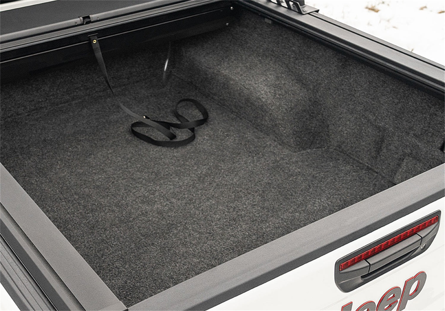 https://www.catalograck.com/ImgVDHR/BED/BR_ClassicBedLiner_2020_JeepGladiator_JT_White_02.jpg