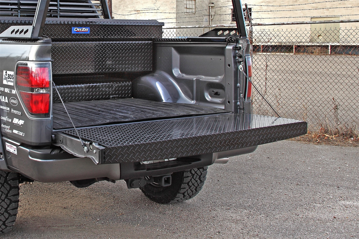 Dee Zee DZ4137B Black-Tread Full Tailgate Protector