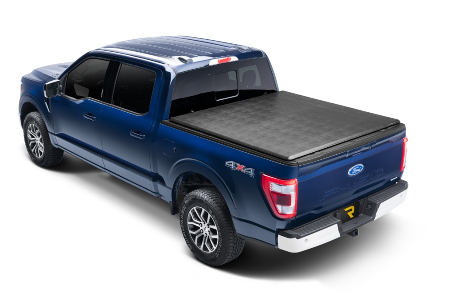 https://www.catalograck.com/ImgVDHR/EXA/EX_Trifecta2_21F150_Rear_Closed_RT.jpg