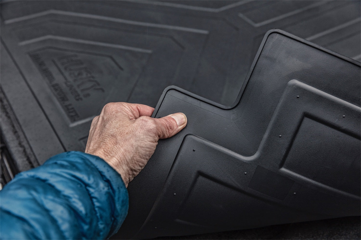 Husky Liners 16000 Heavy Duty Bed Mat Fits 19-26 1500