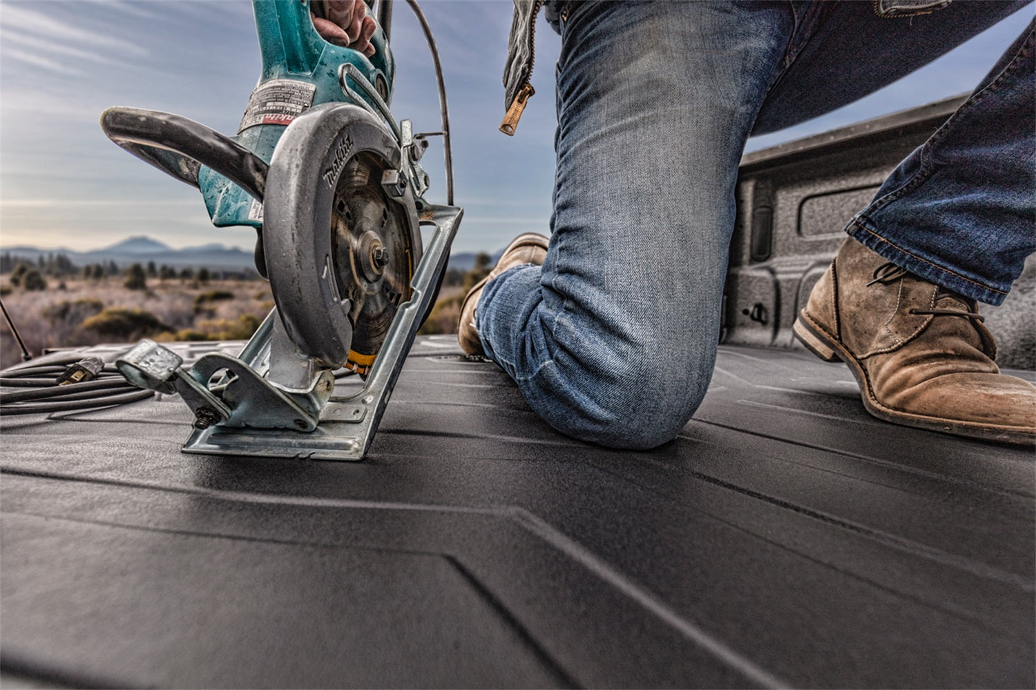 https://www.catalograck.com/ImgVDHR/HUS/HD_BedMats_Duragrip_P02.jpg