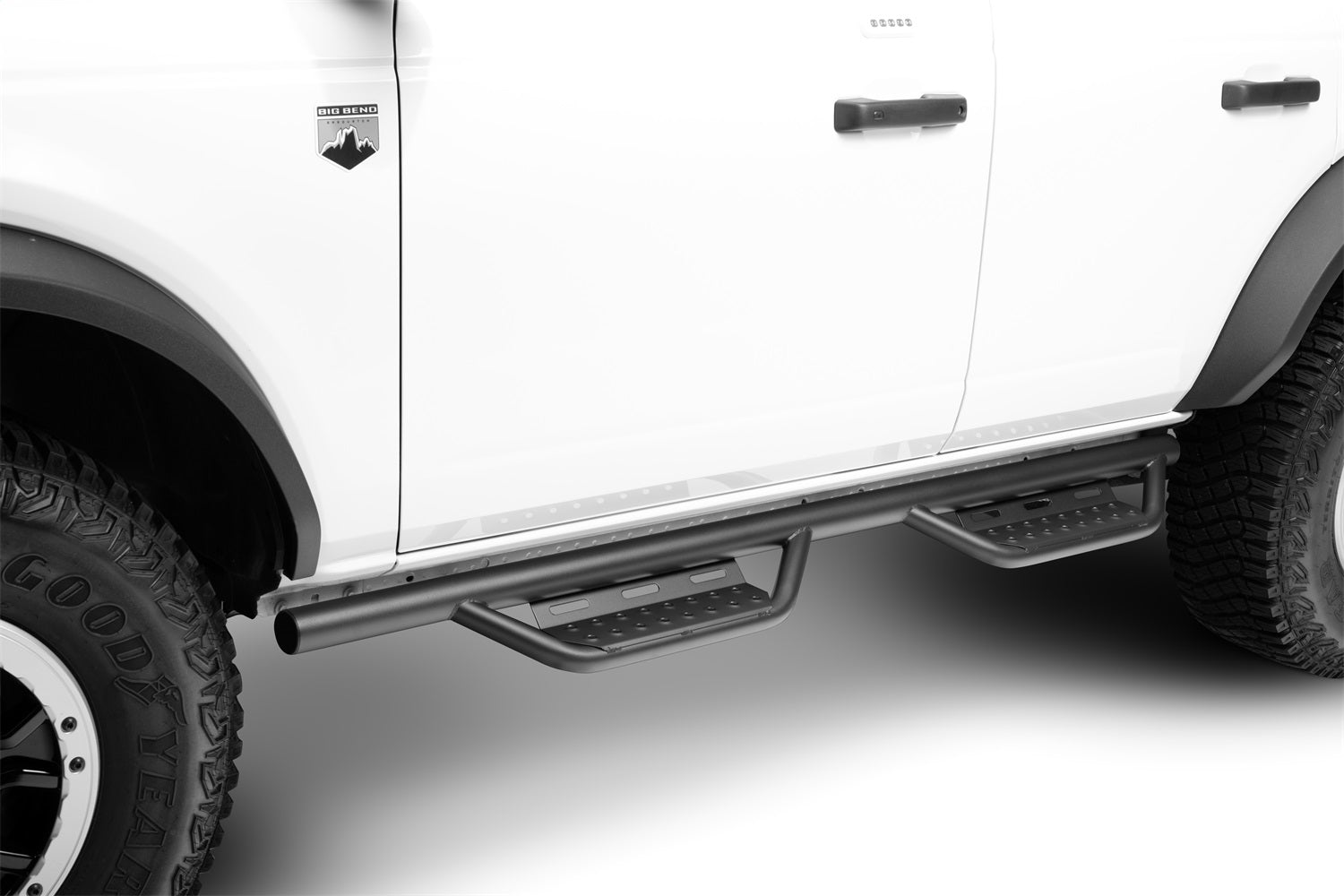 https://www.catalograck.com/ImgVDHR/NFA/NFBn-fab-nerf-step-rs-2022-ford-bronco-white-studio-2.jpg