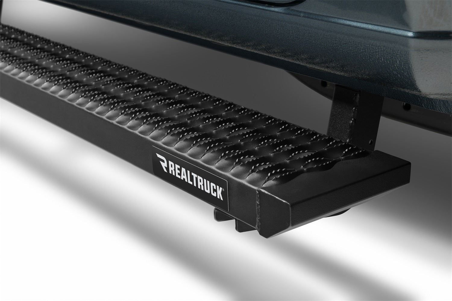 https://www.catalograck.com/ImgVDHR/NFA/NFBnfab-growler-fleet-step-2020-chevrolet-silverado-2500-blue-studio1.jpg