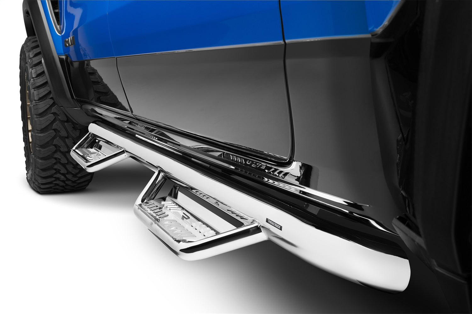 https://www.catalograck.com/ImgVDHR/NFA/NFBnfab-podium-ss-stainless-steel-2022-ram-1500-trx-blue-studio-03.jpg