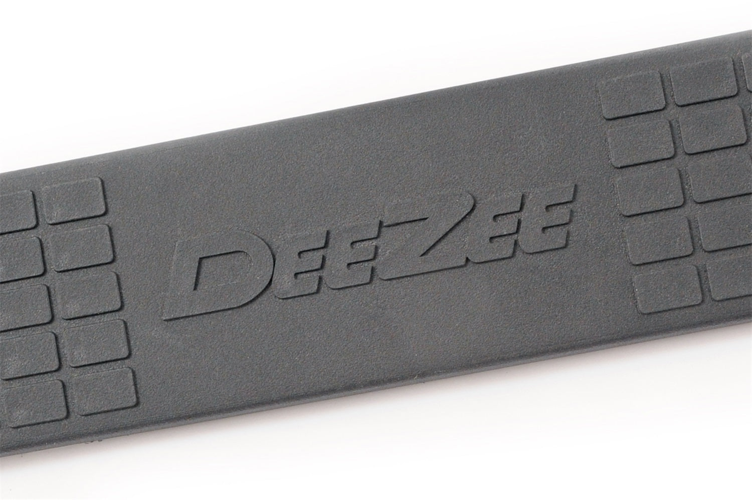 https://www.catalograck.com/ImgVDHR/DEE/Nerf-4in-StepPad.jpg