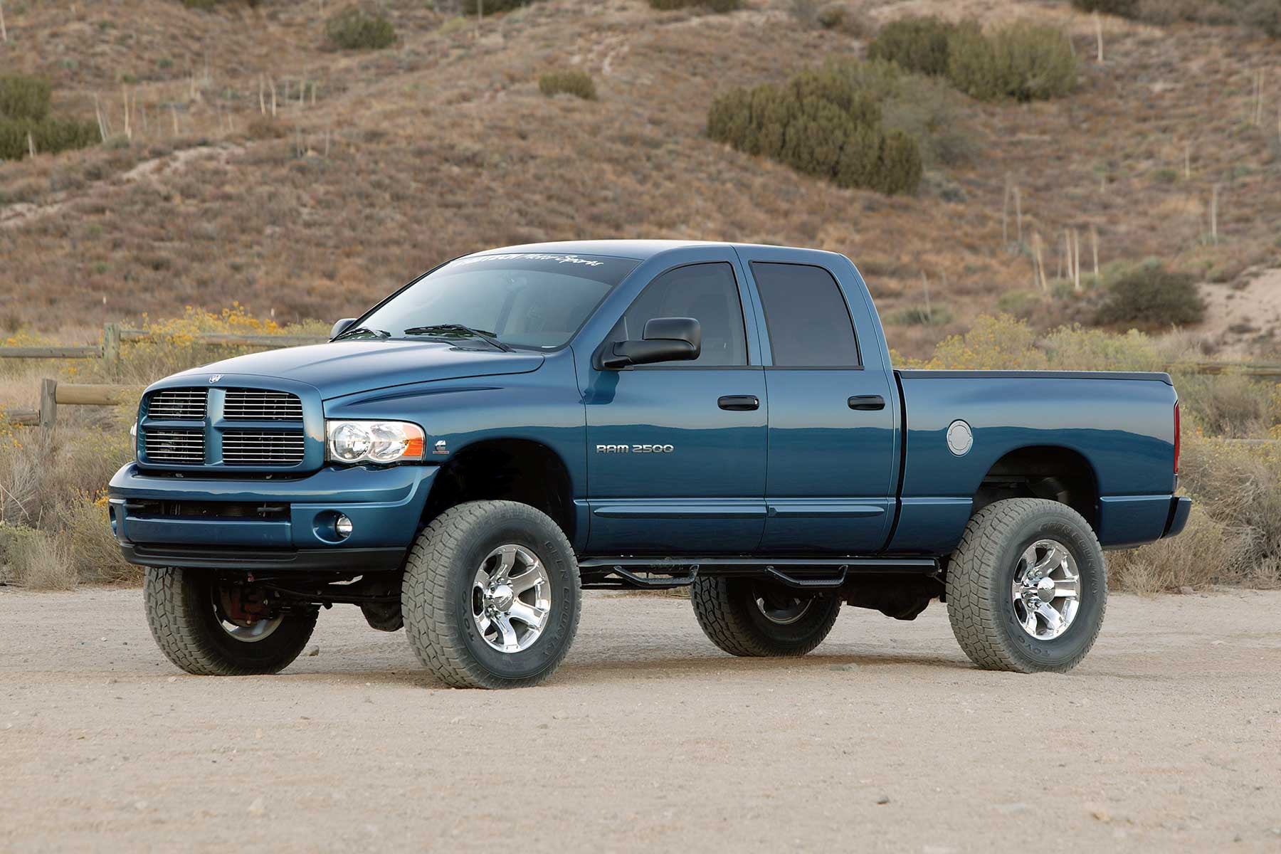 https://sdda.semadata.org/Standard/Warn Industries/RAM 2500.jpg