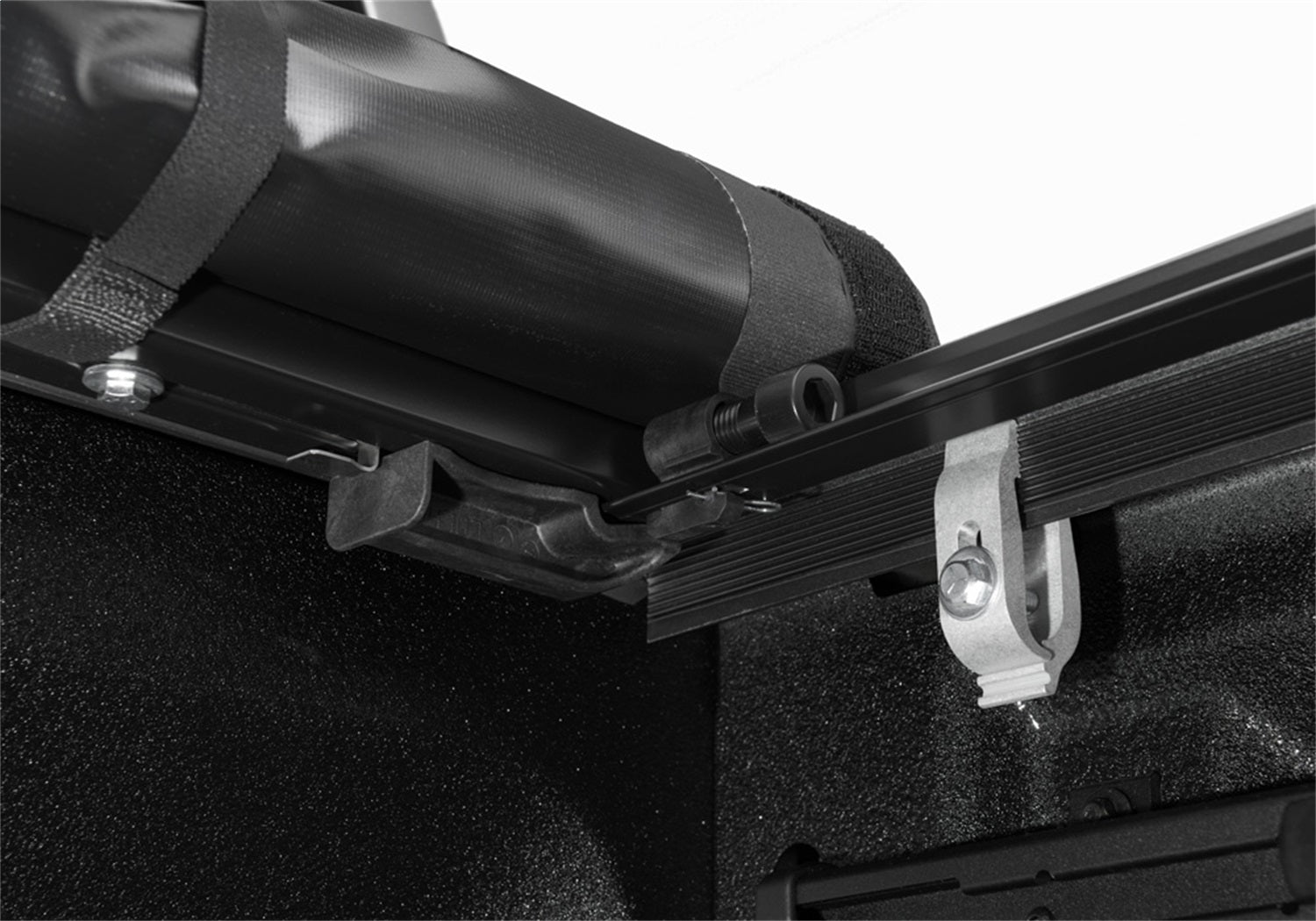 Truxedo 1485901 Pro X15 Tonneau Cover Fits 19-26 1500 1500 Classic