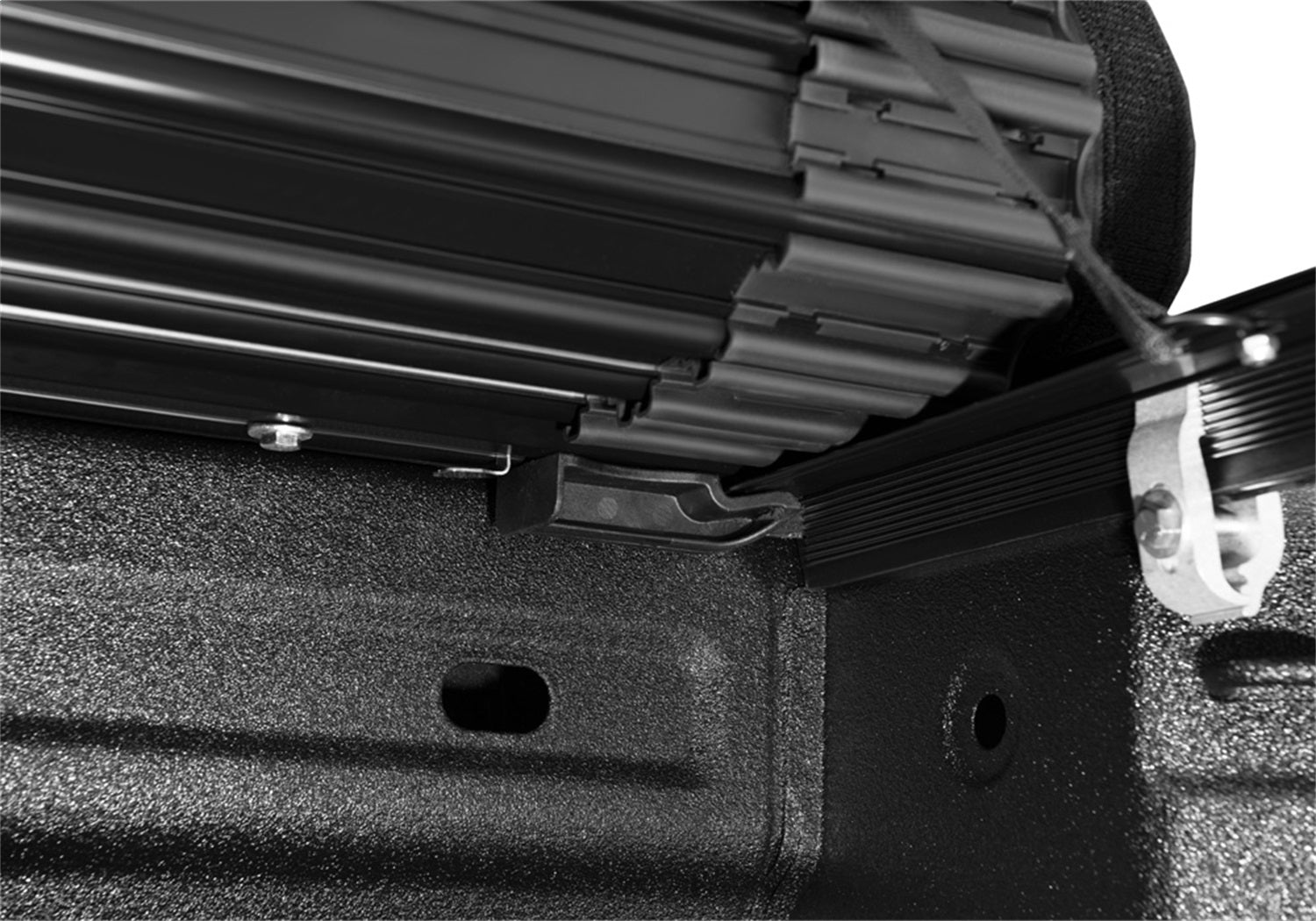 Truxedo 1573316 Truxedo Sentry CT Tonneau Cover