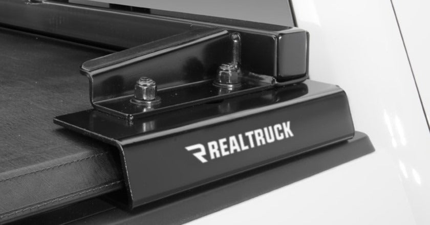 https://sdda.semadata.org/Standard/RealTruck Inc/TonneauCoverAdaptor_WideTop_50xxxseries.jpg