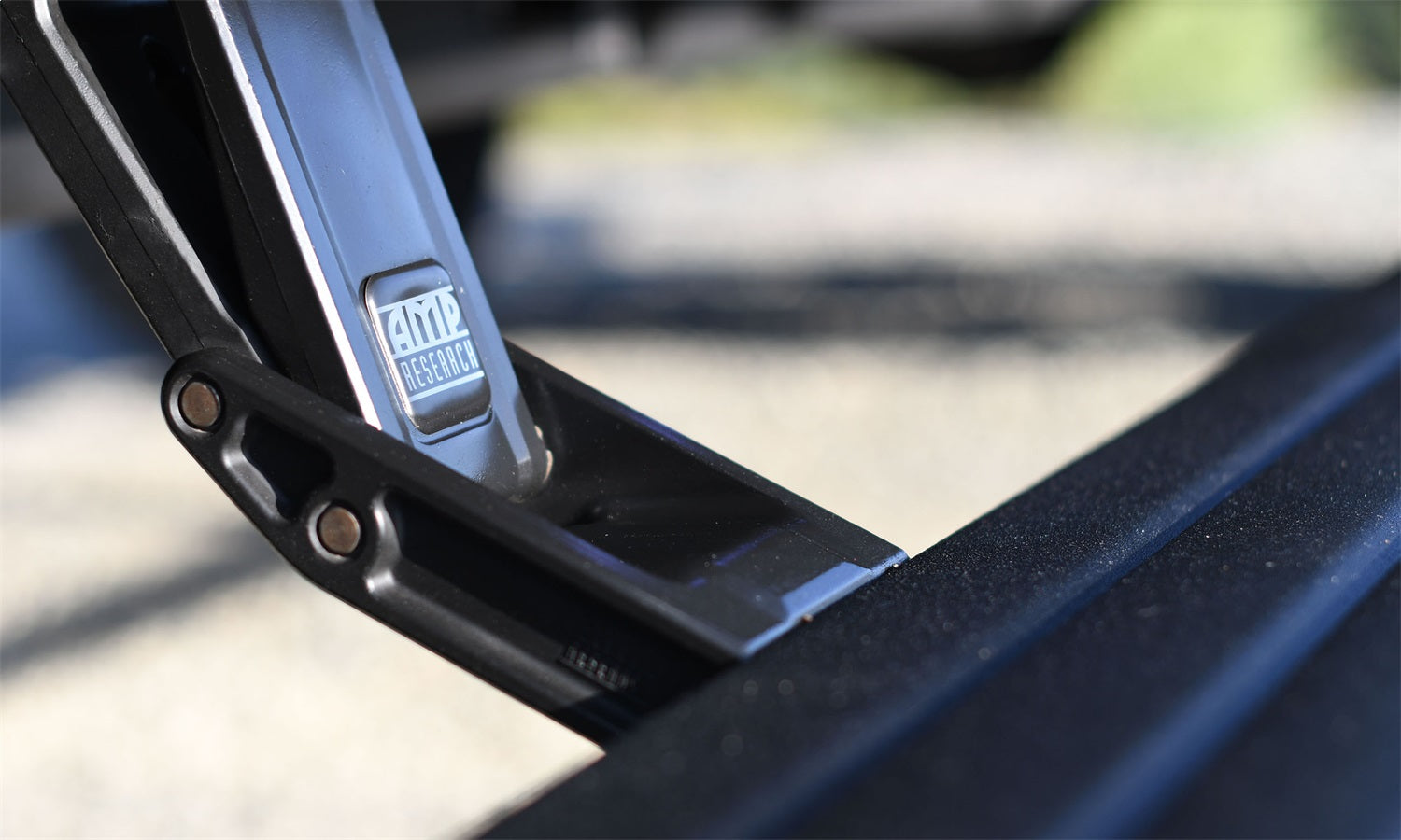 AMP Research 86154-01A PowerStep Smart Series Fits 14-18 Silverado 1500