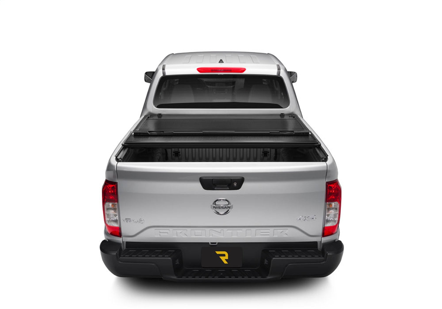 https://www.catalograck.com/ImgVDHR/BAK/bak-bakflip-g2-2022-nissan-frontier-silver-studio-03.jpg