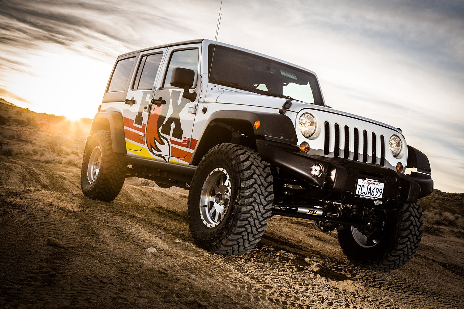 https://www.catalograck.com/ImgVDHR/FSX/fox-stock-photo-jeepwrangler-ls-f.jpg